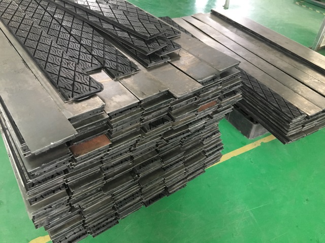 groove rubber Replaceable Pulley Lagging conveyor